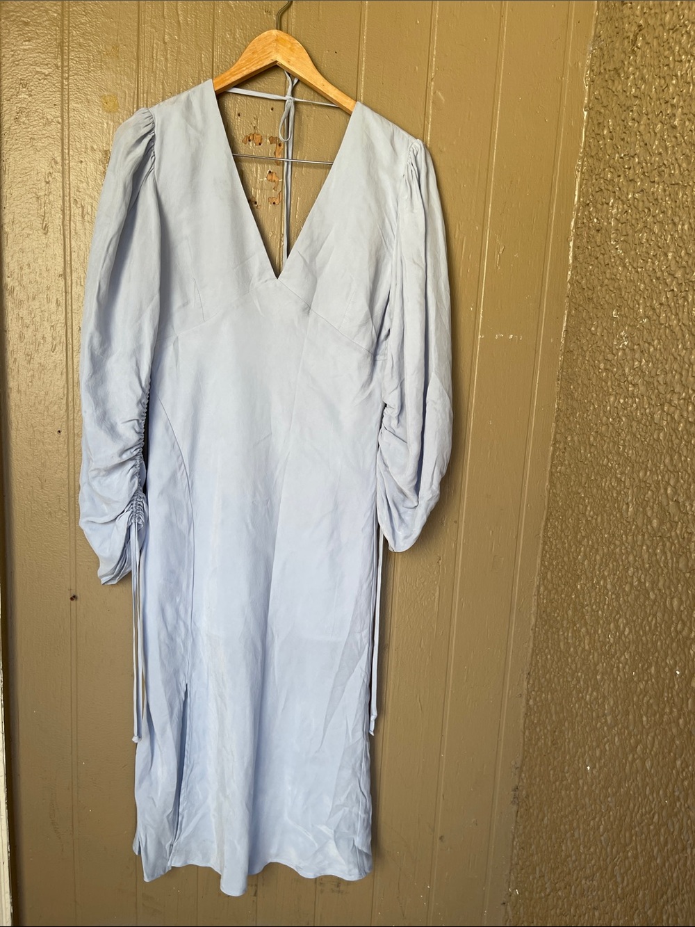 R.G. Kane Light Blue V-Neck Midi Dress with Ruched Sleeves Size L